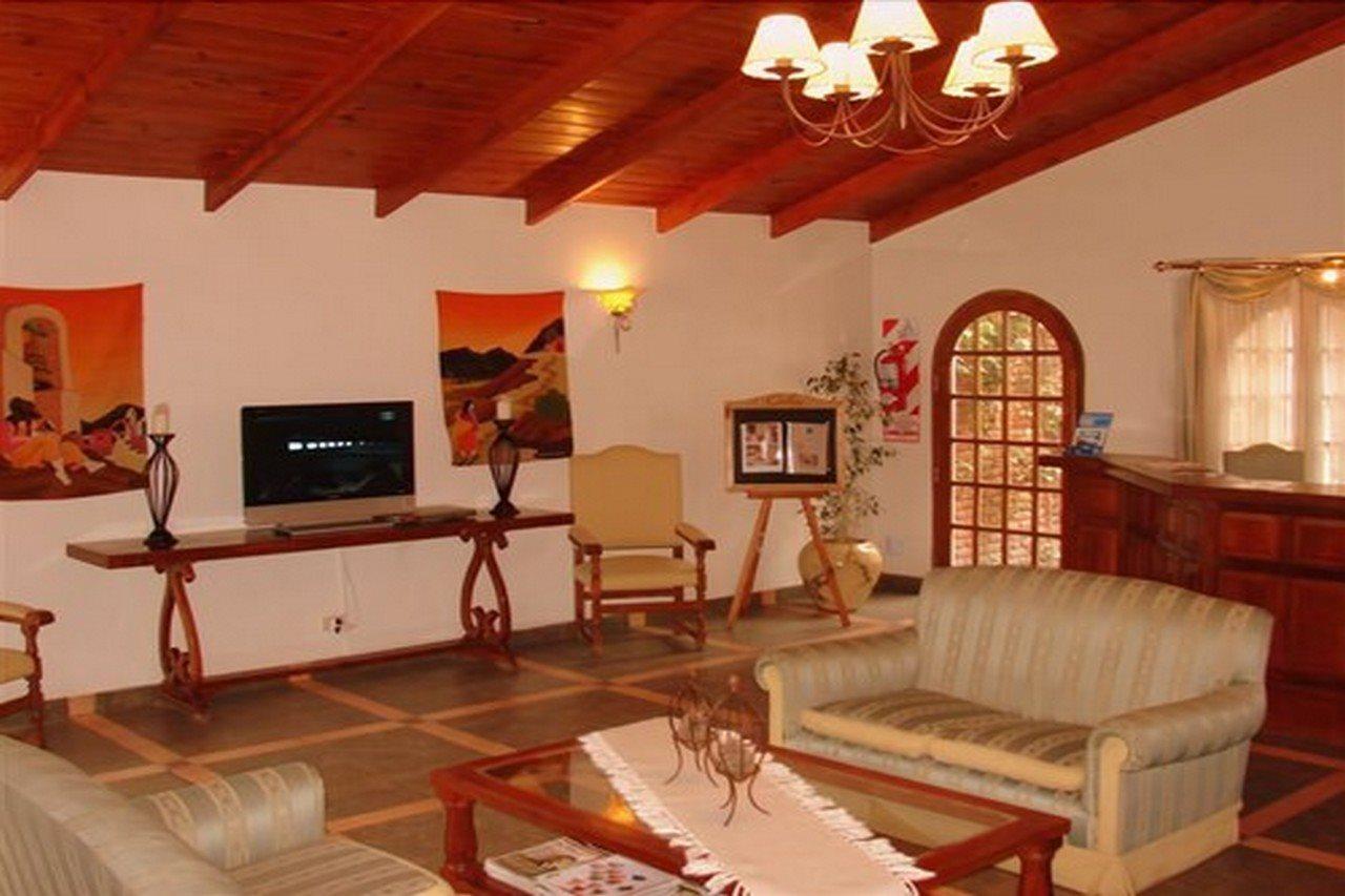 Apart Hotel Libertador El Calafate Bagian luar foto