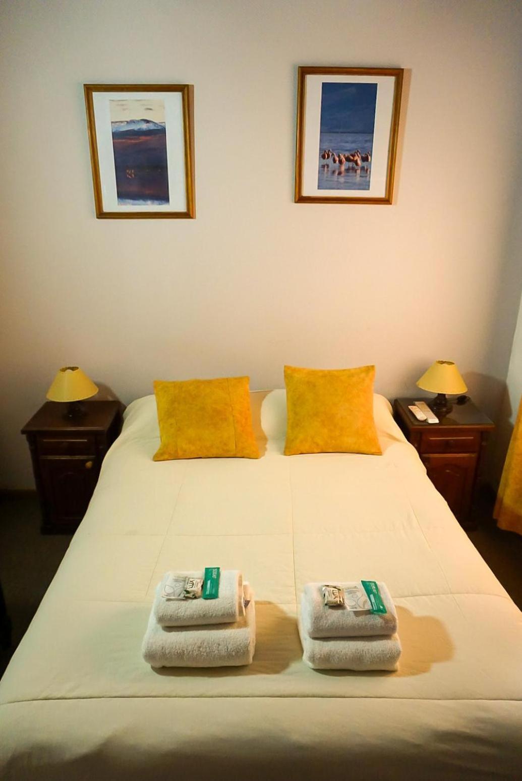 Apart Hotel Libertador El Calafate Bagian luar foto