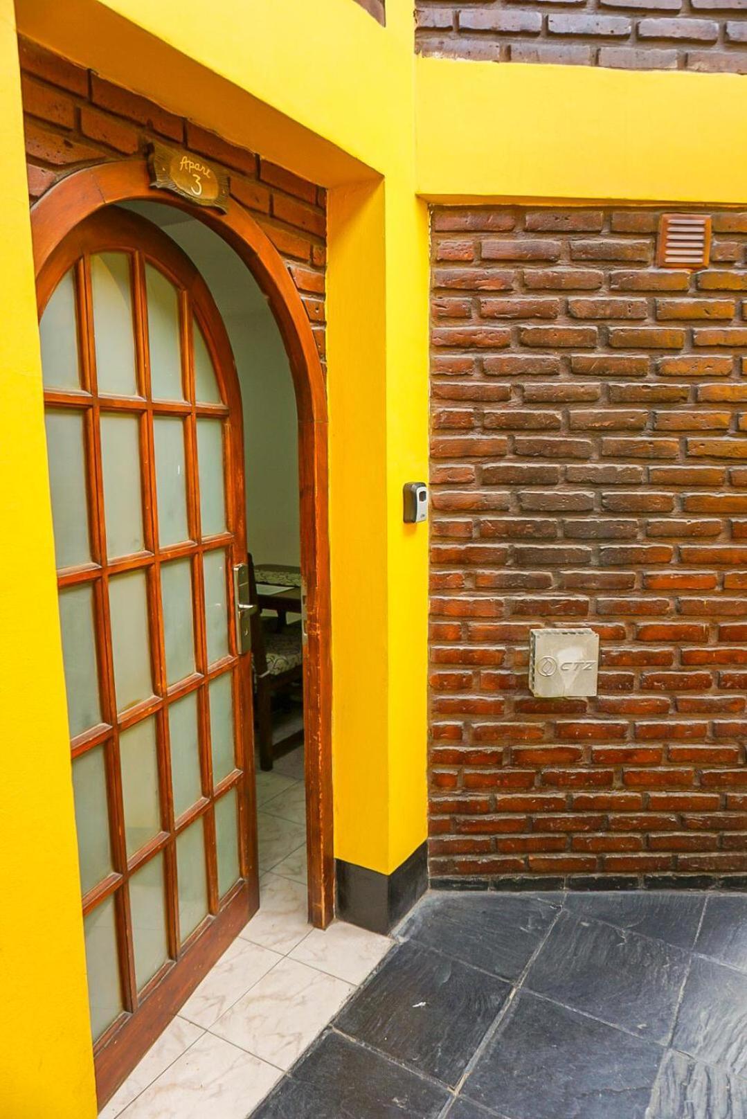 Apart Hotel Libertador El Calafate Bagian luar foto