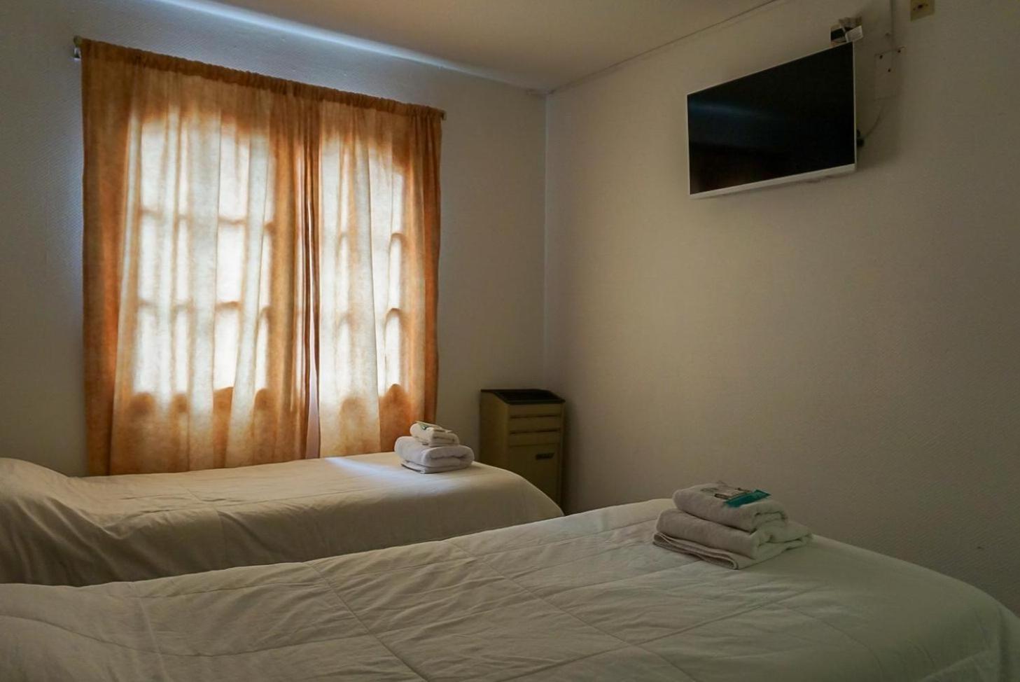 Apart Hotel Libertador El Calafate Bagian luar foto
